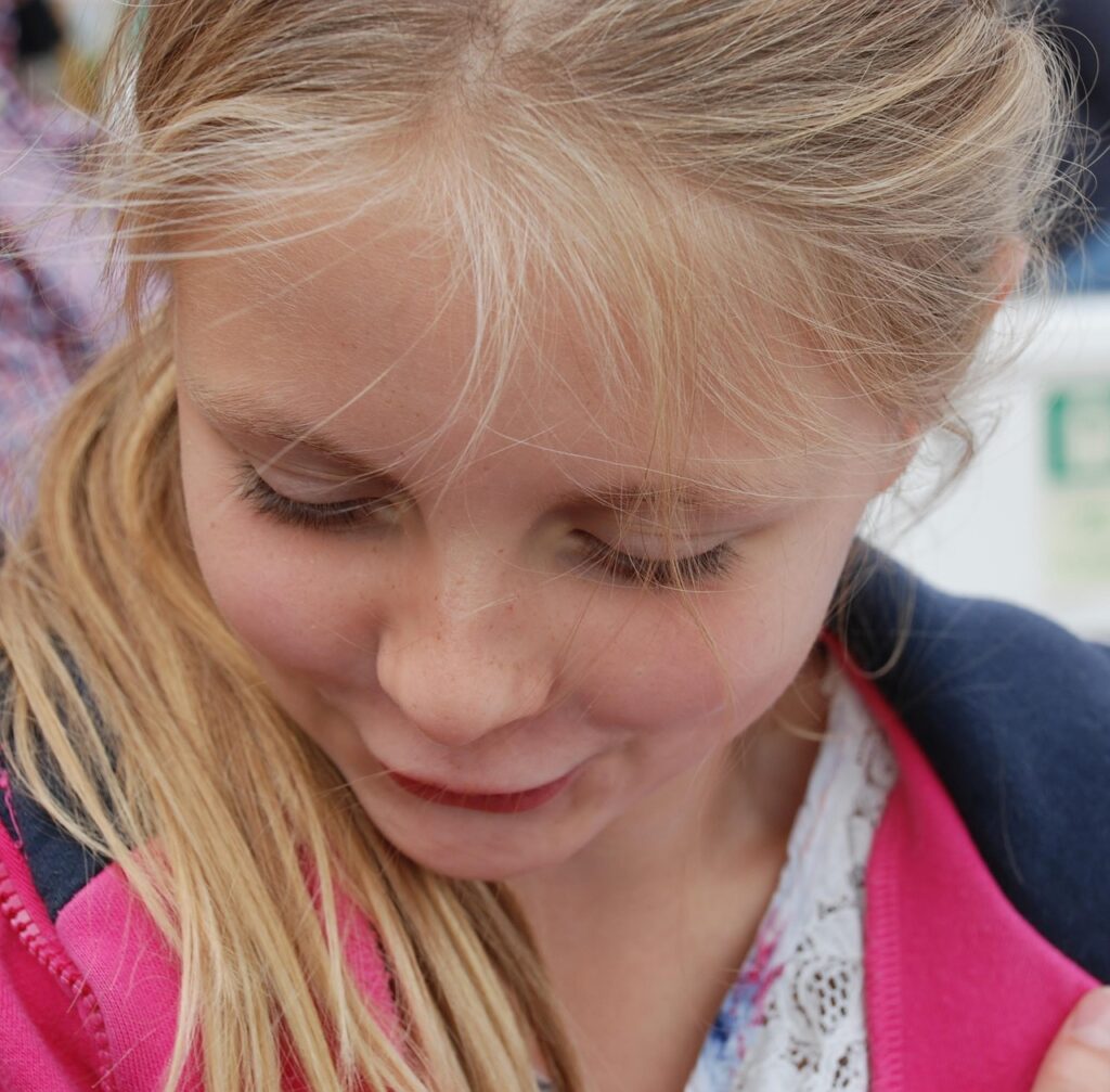 婚活アプリで魅力的なプロフィール写真を作るコツは？