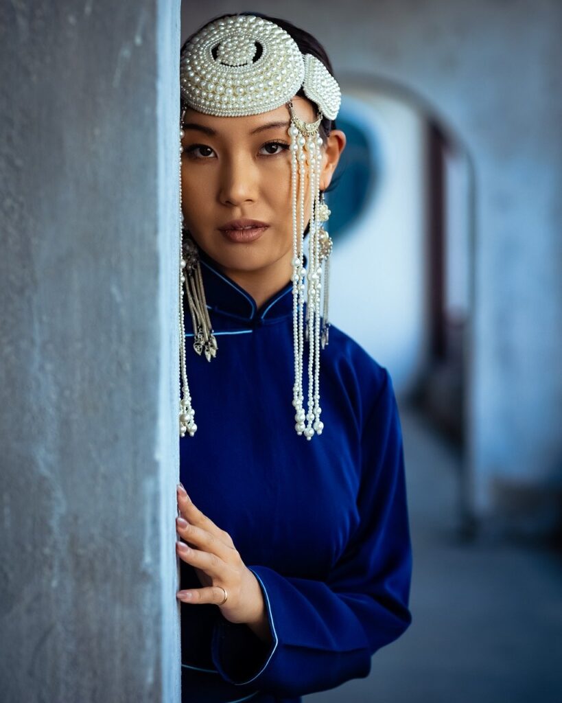 マッチングアプリで初対面の相手に最適な服装は？