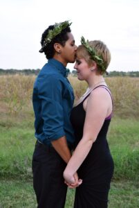 婚活アプリはなぜ結婚できるのか？