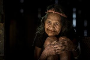 55歳が利用する婚活アプリの選び方は？